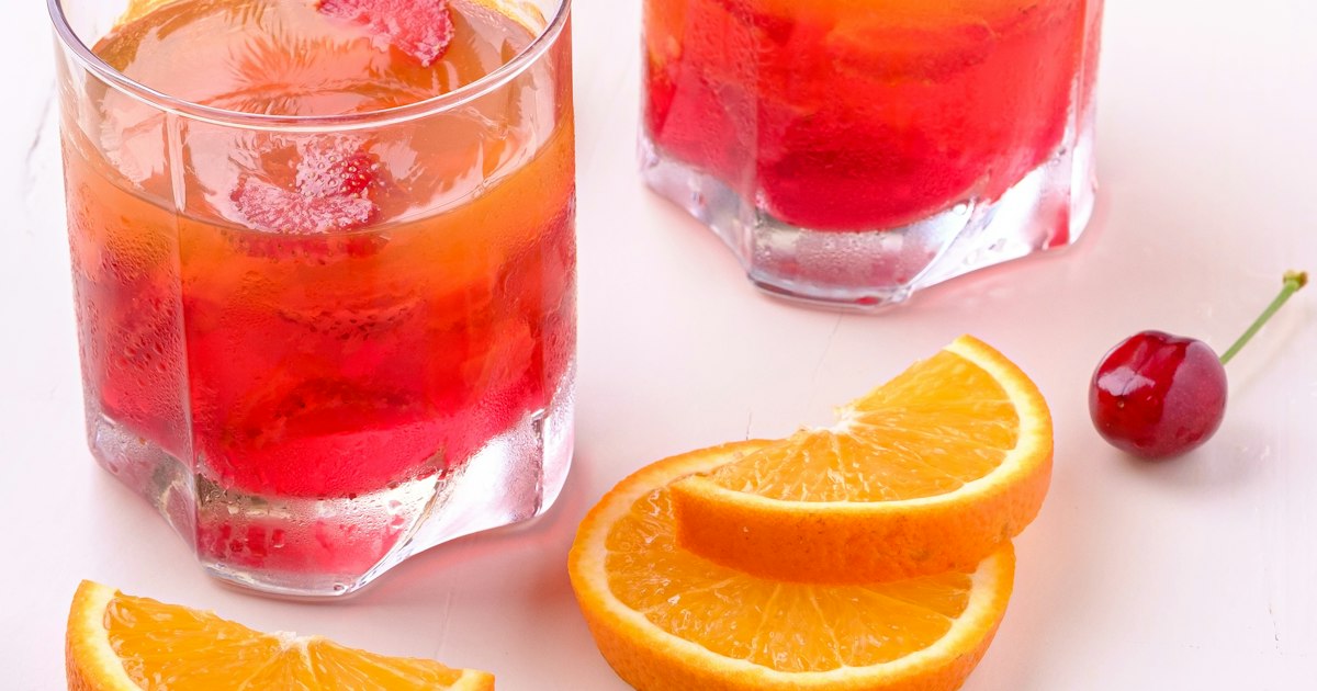 Vaso de bebida frutal fría
